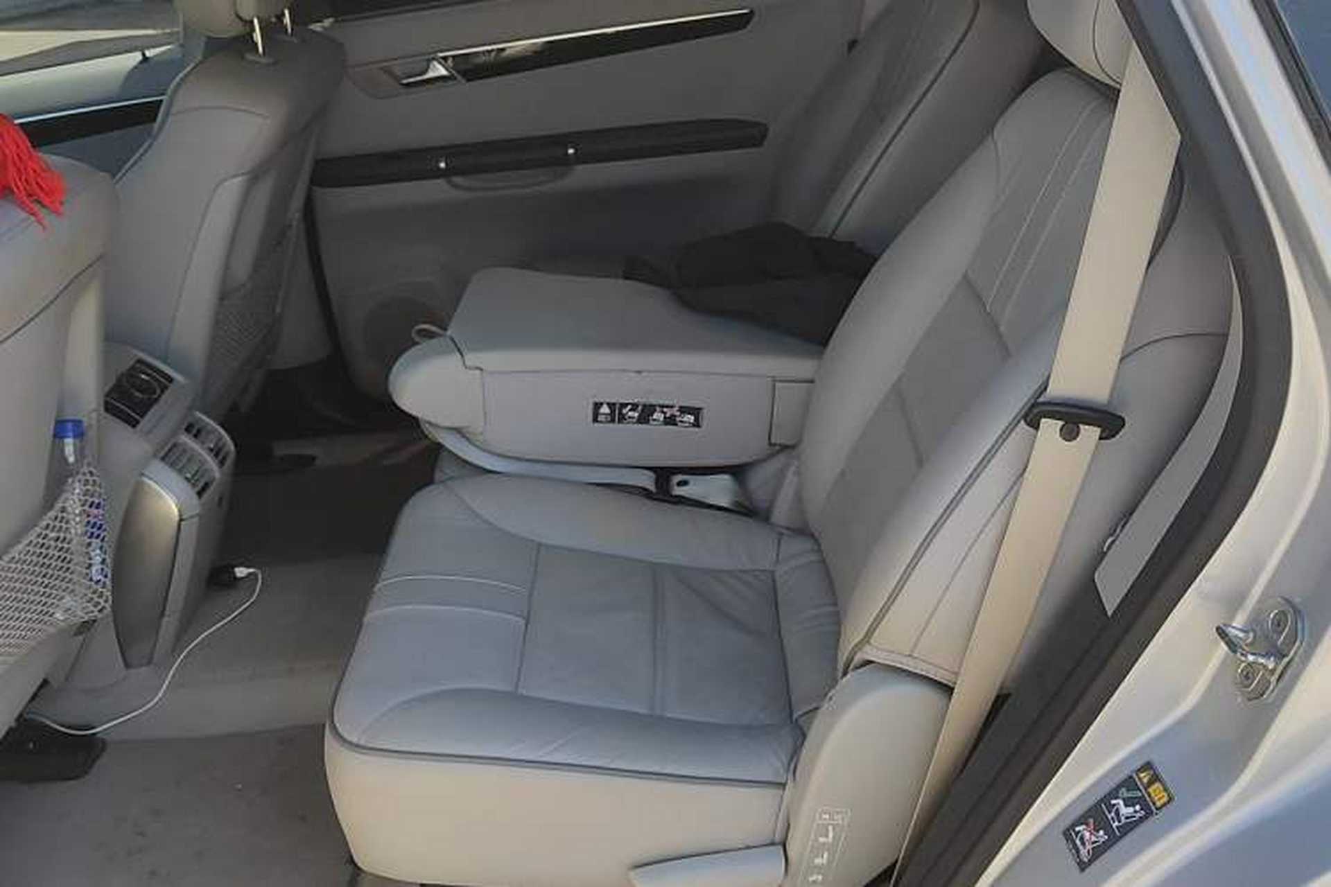 Used Mercedes-Benz R-Class 2017 R 320 4MATIC Business Edition Prestige Model Left Rear Seat