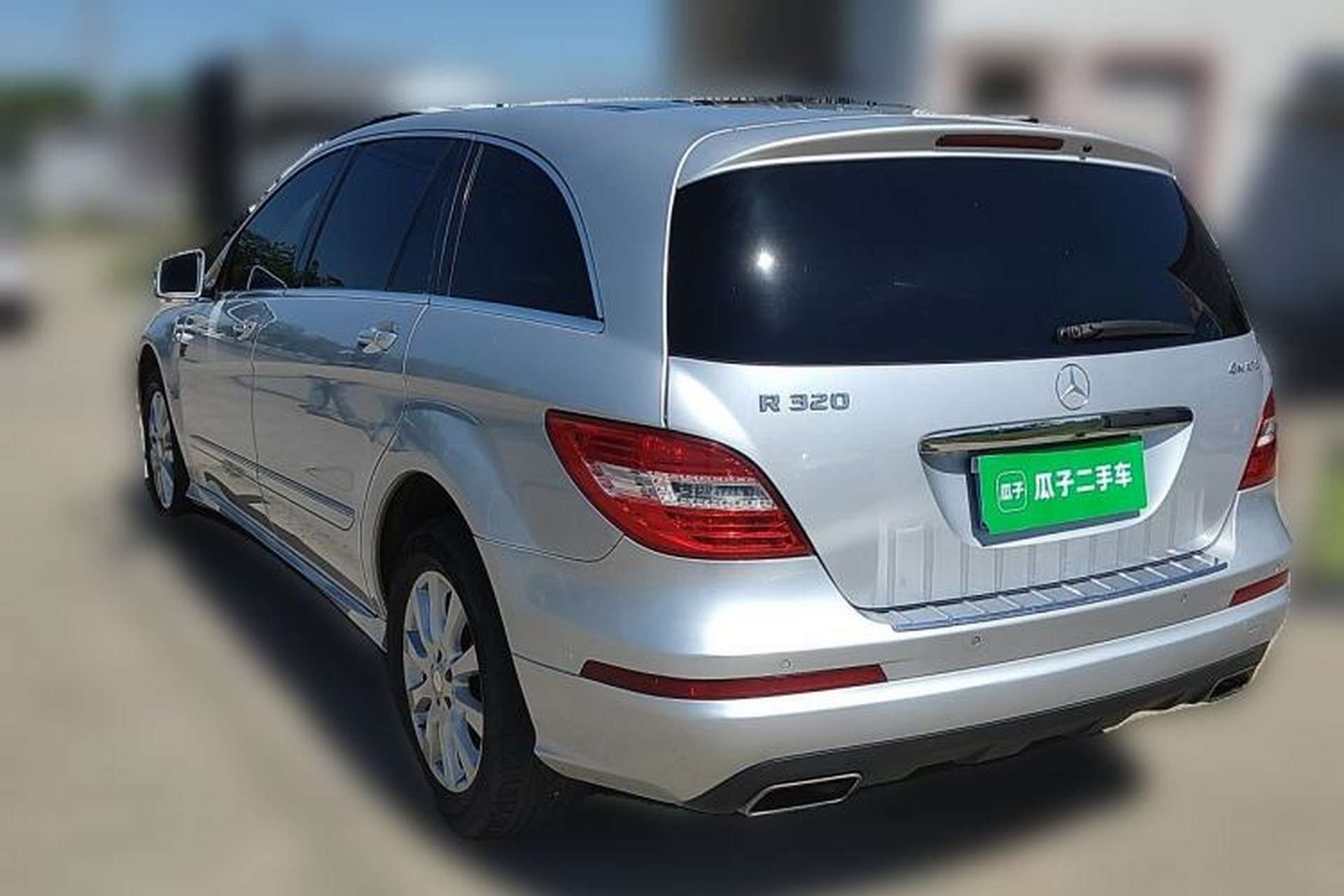 Used Mercedes-Benz R-Class 2017 R 320 4MATIC Business Edition Prestige Model Rear Left 45 Deg