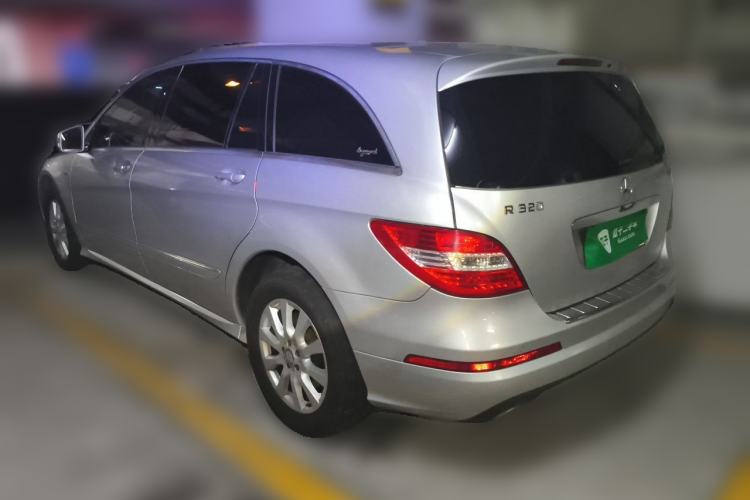 Used Mercedes-Benz R-Class 2017 R 320 4MATIC Business Edition Prestige Model Rear Left 45 Deg