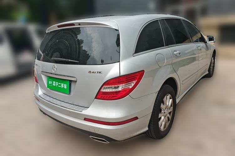 Used Mercedes-Benz R-Class 2017 R 320 4MATIC Business Edition Prestige Model Rear Right 45 Deg
