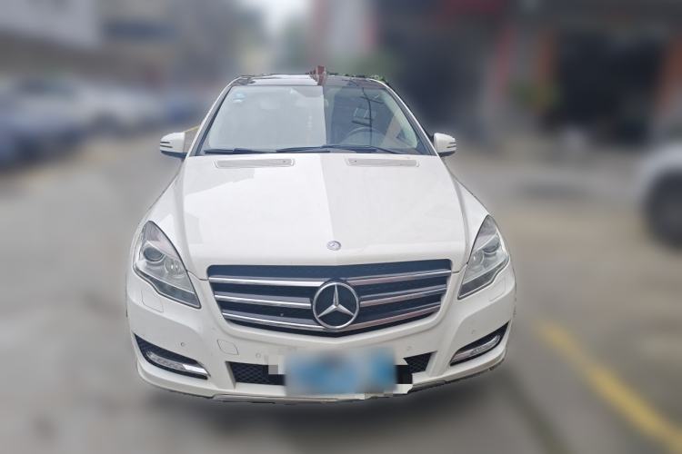 Used Mercedes-Benz R-Class 2017 R 320 4MATIC Business Edition Prestige Model Front