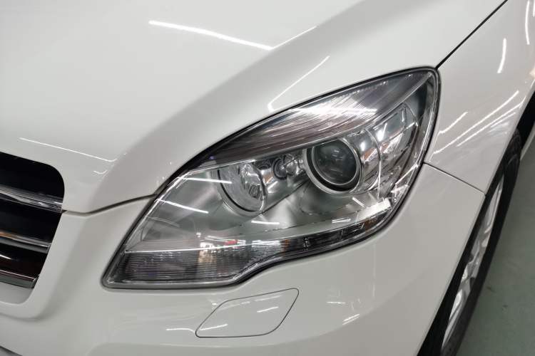 Used Mercedes-Benz R-Class 2017 R 320 4MATIC Business Edition Prestige Model Left Front Headlight