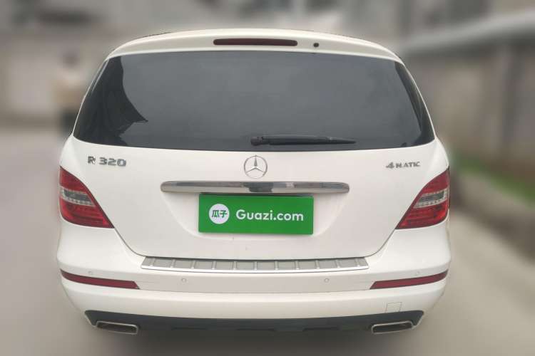 Used Mercedes-Benz R-Class 2017 R 320 4MATIC Business Edition Prestige Model Rear