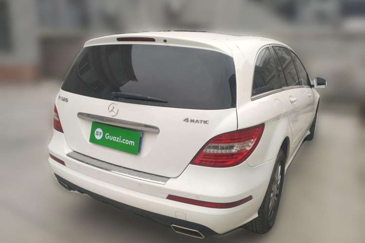 Used Mercedes-Benz R-Class 2017 R 320 4MATIC Business Edition Prestige Model Rear Right 45 Deg
