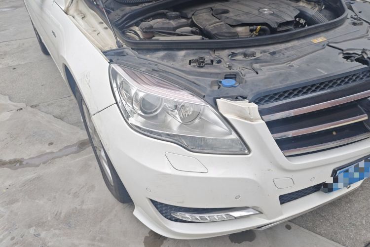 Used Mercedes-Benz R-Class 2017 R 320 4MATIC Business Edition Prestige Model Right Front Headlight