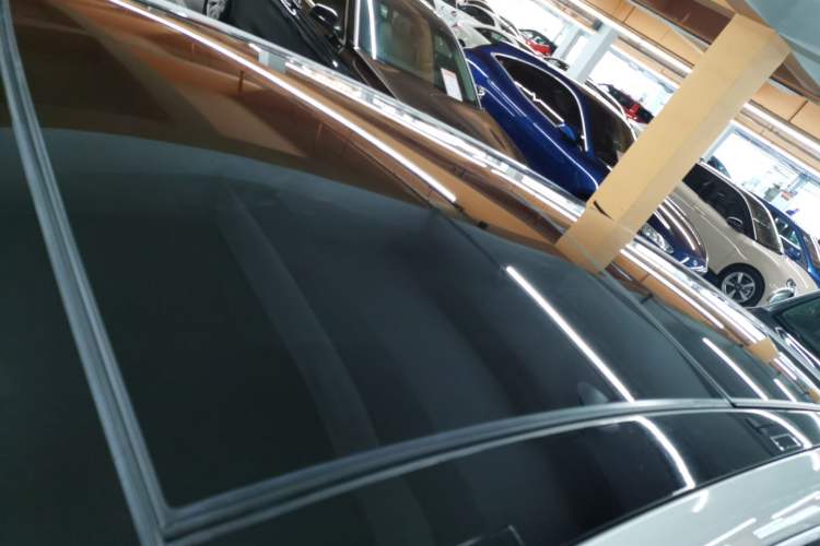 Used Mercedes-Benz R-Class 2017 R 320 4MATIC Business Edition Prestige Model Roof