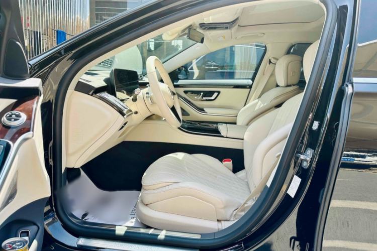 Used Mercedes-Benz S-Class 2021 S 450 L Interior 3