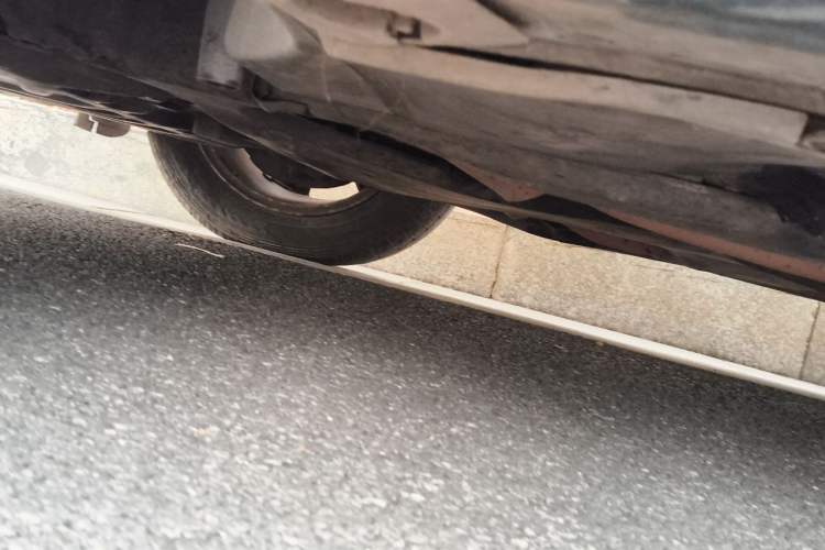 Used Mercedes-Benz S-Class 2004 S 500 Chassis Front Left