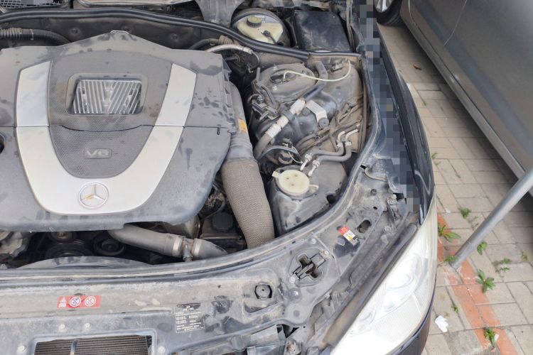 Used Mercedes-Benz S-Class 2004 S 350 Engine Bay Left