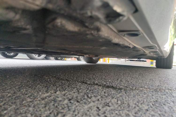 Used Mercedes-Benz S-Class 2004 S 500 Chassis Rear Right