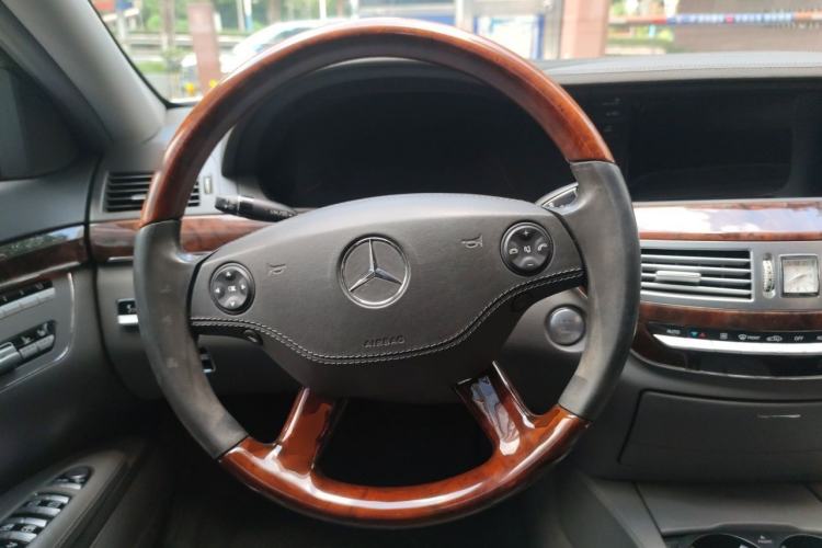 Used Mercedes-Benz S-Class 2004 S 500 Steering Wheel