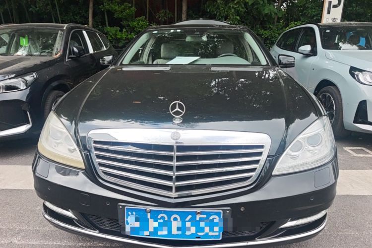 Used Mercedes-Benz S-Class 2006 S 300 Front