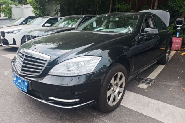 Used Mercedes-Benz S-Class 2006 S 300