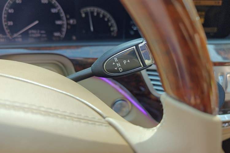 Used Mercedes-Benz S-Class  Gear Lever