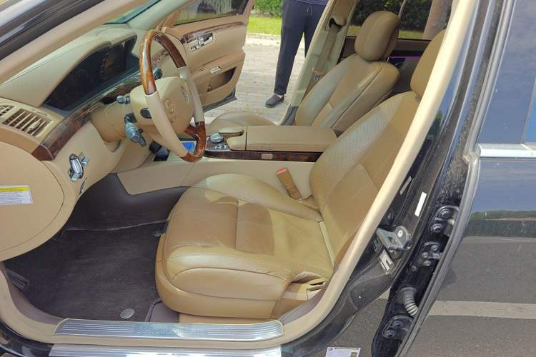 Used Mercedes-Benz S-Class  Left Front Seat