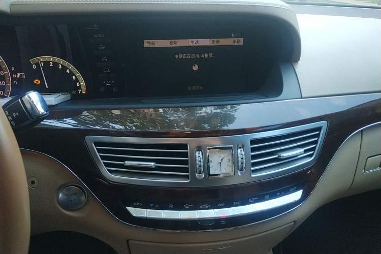 Used Mercedes-Benz S-Class 2008 S 350 L Dynamic Model Audio And AC Panel