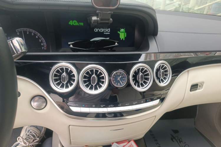 Used Mercedes-Benz S-Class 2008 S 300 L Business Model Audio And AC Panel