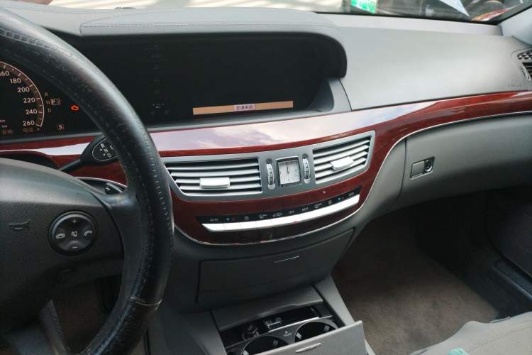 Used Mercedes-Benz S-Class 2008 S 300 L Business Model Audio And AC Panel