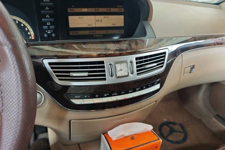 Used Mercedes-Benz S-Class 2008 S 350 L Dynamic Model Audio And AC Panel