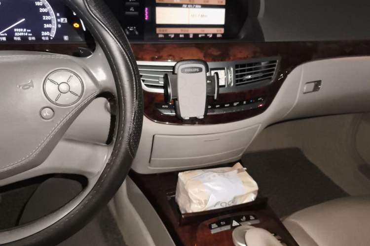 Used Mercedes-Benz S-Class 2008 S 350 L Luxury Model Audio And AC Panel