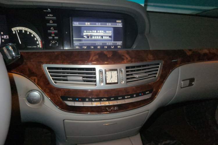 Used Mercedes-Benz S-Class 2008 S 600 L Audio And AC Panel
