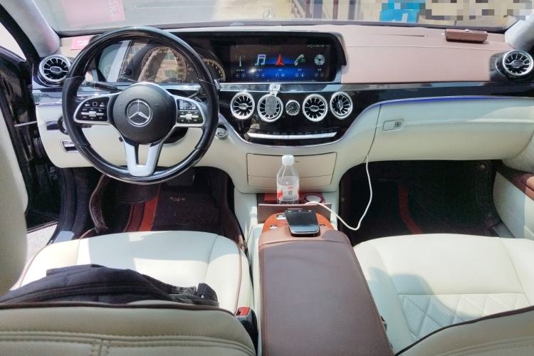 Used Mercedes-Benz S-Class 2008 S 300 L Business Model Center Console