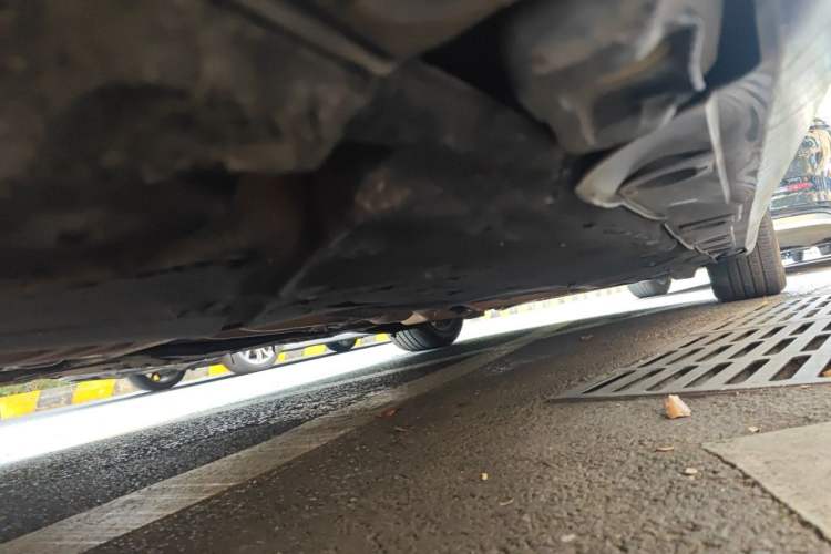 Used Mercedes-Benz S-Class 2008 S 350 L 4MATIC Chassis Rear Right
