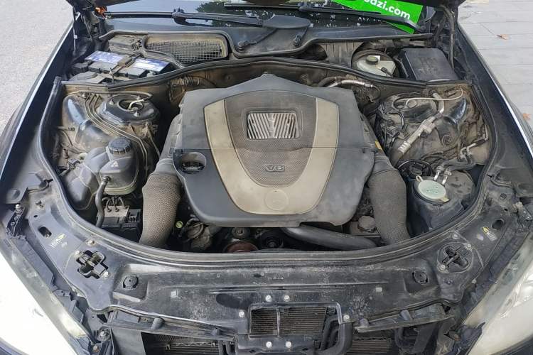 Used Mercedes-Benz S-Class 2008 S 350 L Dynamic Model Engine Bay