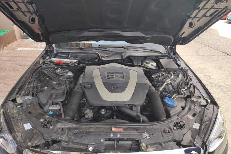 Used Mercedes-Benz S-Class 2008 S 350 L 4MATIC Engine Bay