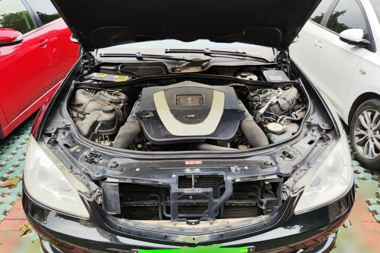 Used Mercedes-Benz S-Class 2008 S 350 L Luxury Model Engine Bay