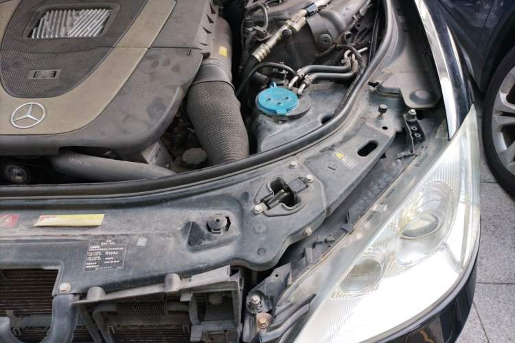 Used Mercedes-Benz S-Class 2008 S 300 L Business Model Engine Bay Left