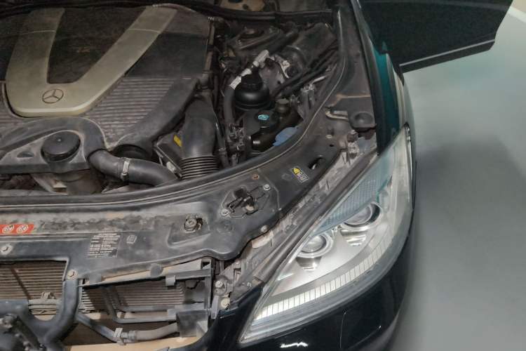 Used Mercedes-Benz S-Class 2008 S 600 L Engine Bay Left