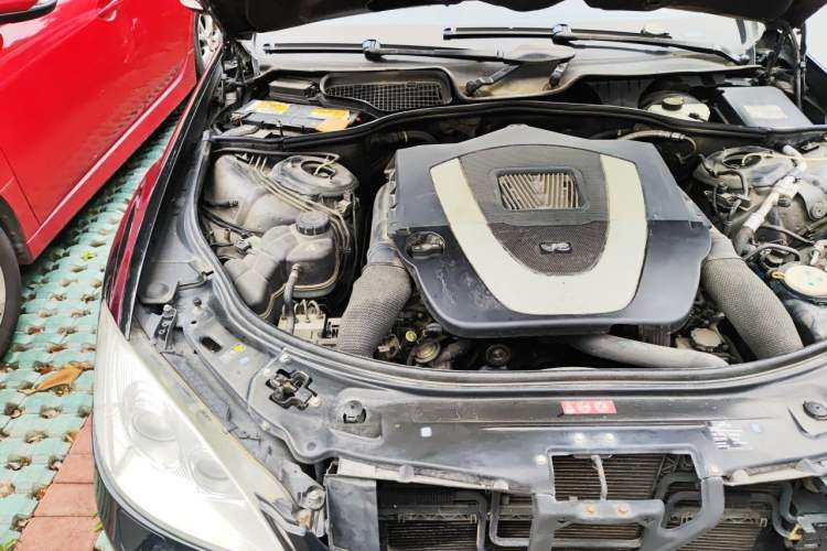Used Mercedes-Benz S-Class 2008 S 350 L Luxury Model Engine Bay Right