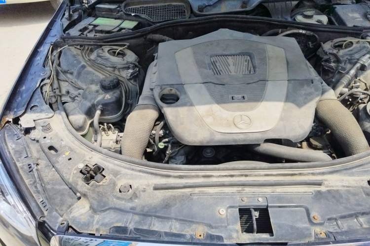 Used Mercedes-Benz S-Class 2008 S 300 L Business Model Engine Bay Right