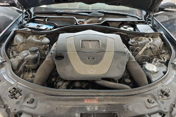 Used Mercedes-Benz S-Class 2008 S 350 L Dynamic Model Engine Bay