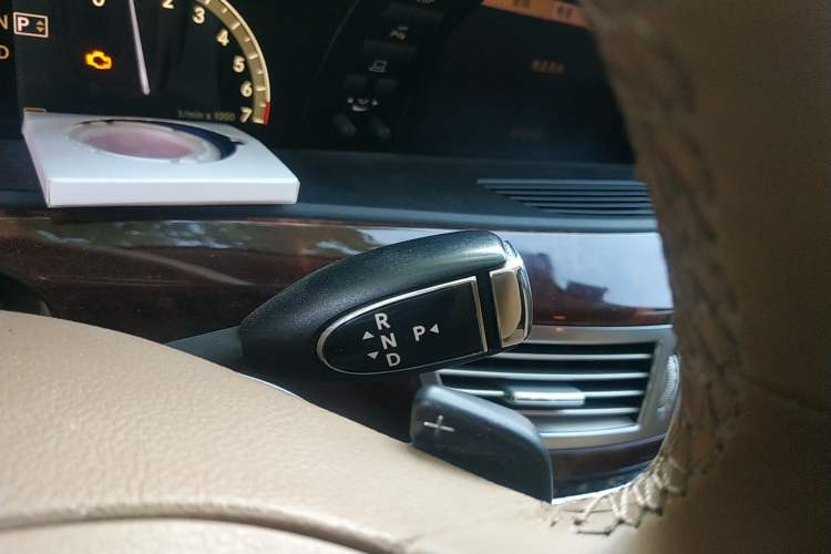 Used Mercedes-Benz S-Class 2008 S 350 L Dynamic Model Gear Lever