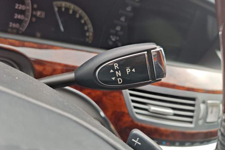 Used Mercedes-Benz S-Class 2008 S 600 L Gear Lever