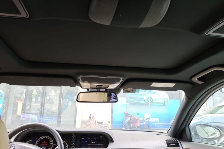 Used Mercedes-Benz S-Class 2008 S 350 L Luxury Model Headliner