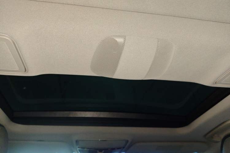 Used Mercedes-Benz S-Class 2008 S 300 L Executive Edition Headliner