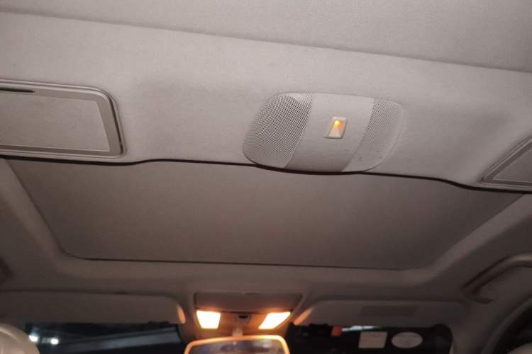Used Mercedes-Benz S-Class 2008 S 350 L Luxury Model Headliner