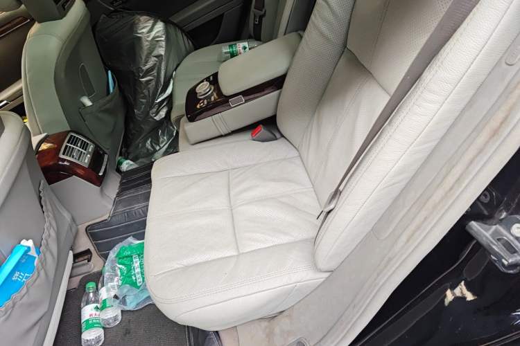 Used Mercedes-Benz S-Class 2008 S 350 L 4MATIC Left Rear Seat