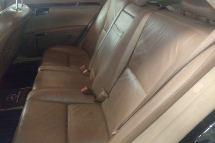 Used Mercedes-Benz S-Class 2008 S 300 L Business Model Left Rear Seat