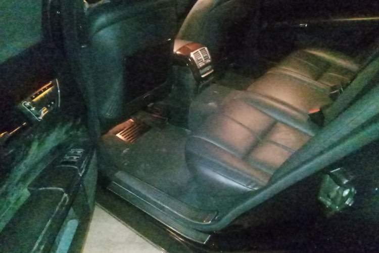 Used Mercedes-Benz S-Class 2008 S 500 L Left Rear Seat