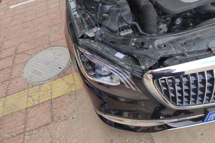 Used Mercedes-Benz S-Class 2008 S 350 L 4MATIC Right Front Headlight