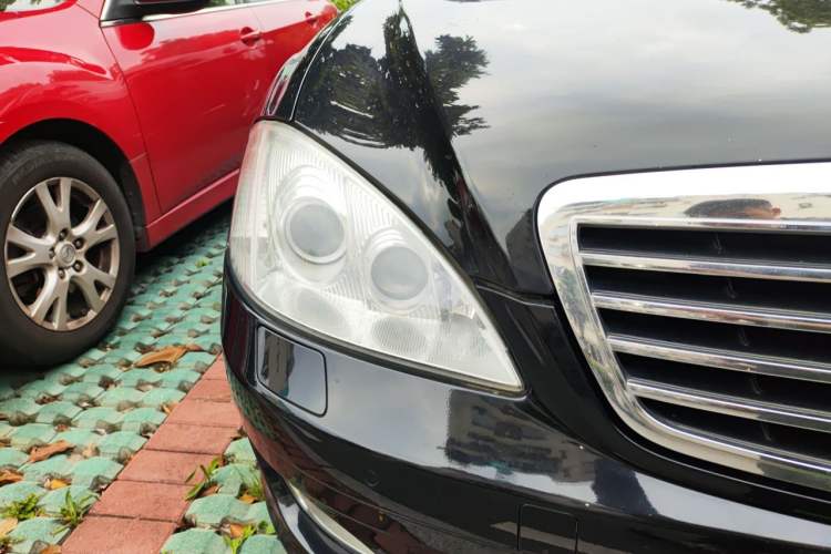 Used Mercedes-Benz S-Class 2008 S 350 L Luxury Model Right Front Headlight