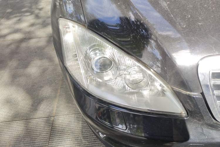 Used Mercedes-Benz S-Class 2008 S 300 L Business Model Right Front Headlight