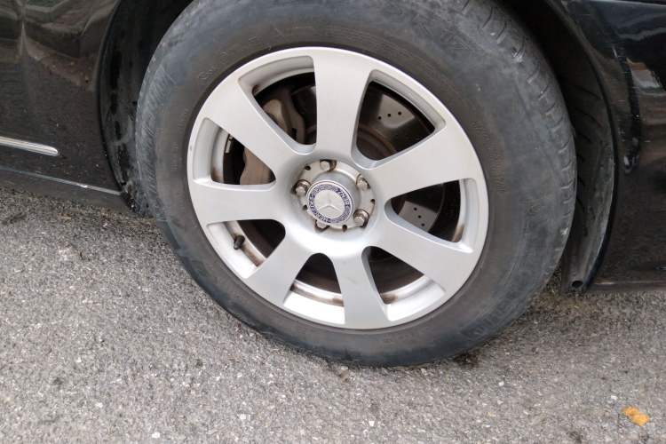 Used Mercedes-Benz S-Class 2008 S 300 L Business Model Right Front Wheel Hub