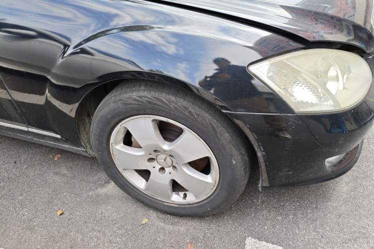 Used Mercedes-Benz S-Class 2008 S 350 L Luxury Model Right Front Wheel Hub