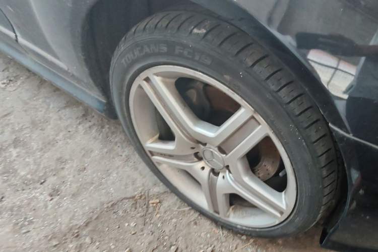 Used Mercedes-Benz S-Class 2008 S 350 L Dynamic Model Right Front Wheel Hub