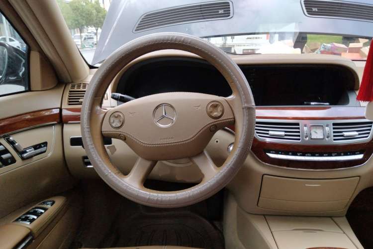 Used Mercedes-Benz S-Class 2008 S 300 L Business Model Steering Wheel